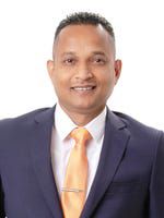 Gayan Kandangomuwe