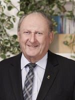 Barry Lyons