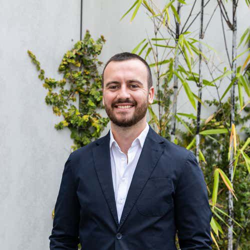 Doyle Bissett