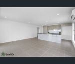 thumbnail-6-verdi-street-yarrabilba-qld-4207-14