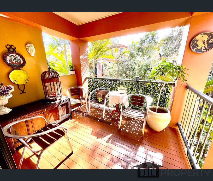 Address available on request, Clear Island Waters, Qld 4226