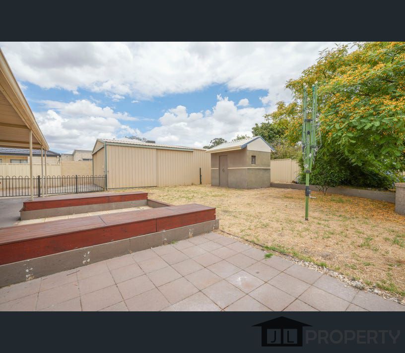 14 Danube Avenue, Beechboro, WA 6063