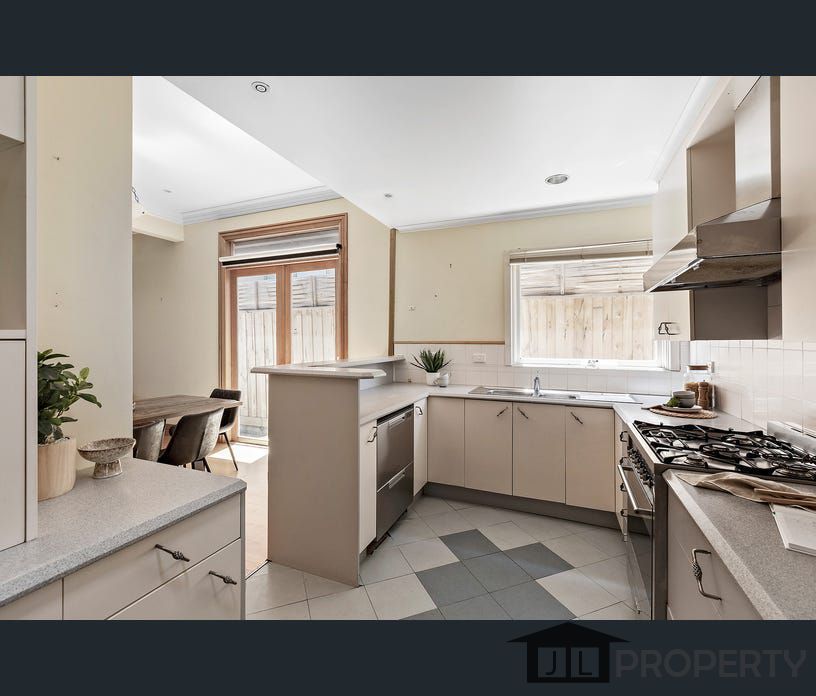 4 Barnes Grove, Chelsea, Vic 3196