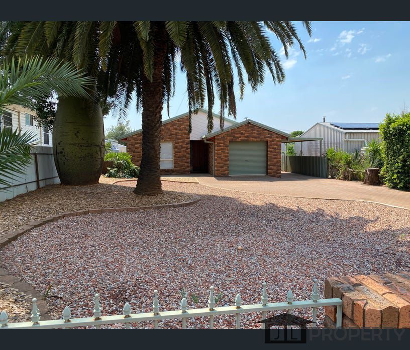 13 Waratah Street, Parkes, NSW 2870