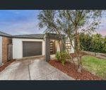 thumbnail-3-herbert-street-pakenham-vic-3810-2