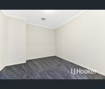 thumbnail-14-boldrewood-place-lynbrook-vic-3975-12