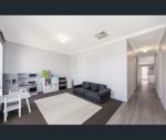 thumbnail-14-kinlock-way-aveley-wa-6069-11