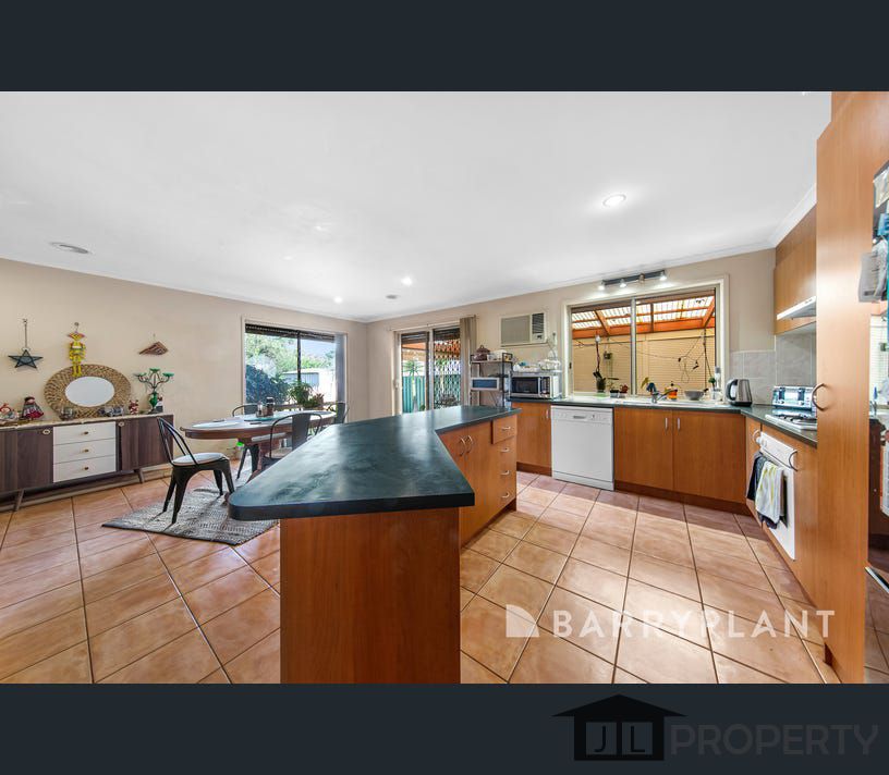 39 Mockridge Avenue, Burnside, Vic 3023