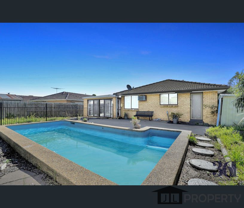 32 Strathmore Crescent, Hoppers Crossing, Vic 3029