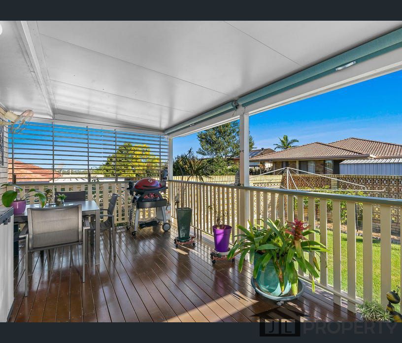 27 Hakea Street, Everton Hills, Qld 4053