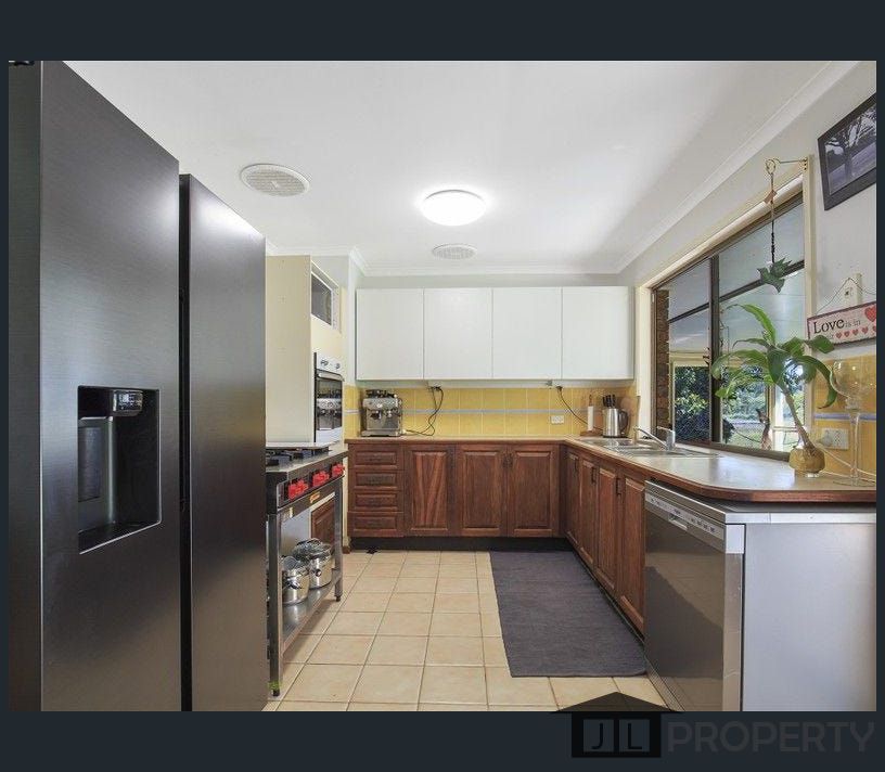 69 Rogers Street, Beachmere, Qld 4510