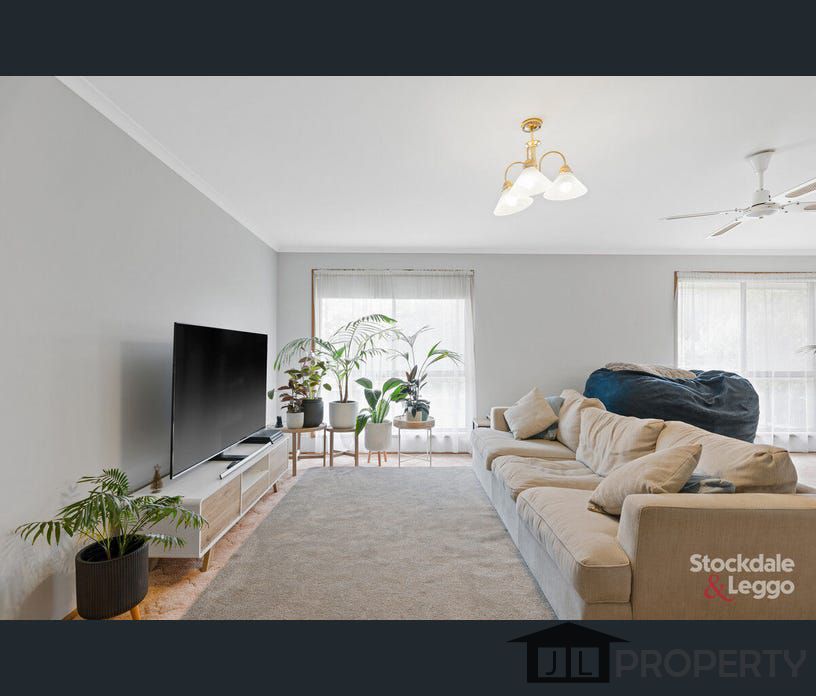 12 Blue Gum Court, Cowes, Vic 3922