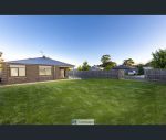 thumbnail-18-blue-jacket-drive-warragul-vic-3820-1