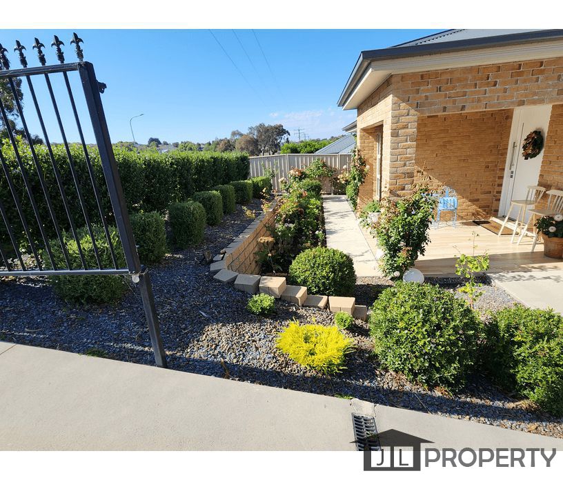 87 Kearneys Drive, Orange, NSW 2800