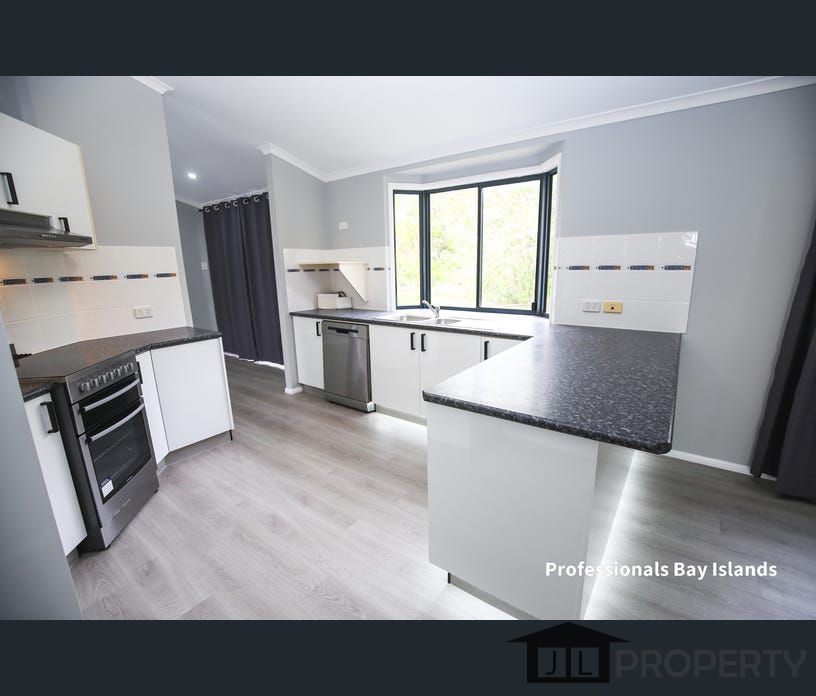 67 Eastbourne Terrace, Macleay Island, Qld 4184