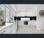 thumbnail-131-howsan-street-mount-gravatt-east-qld-4122-3