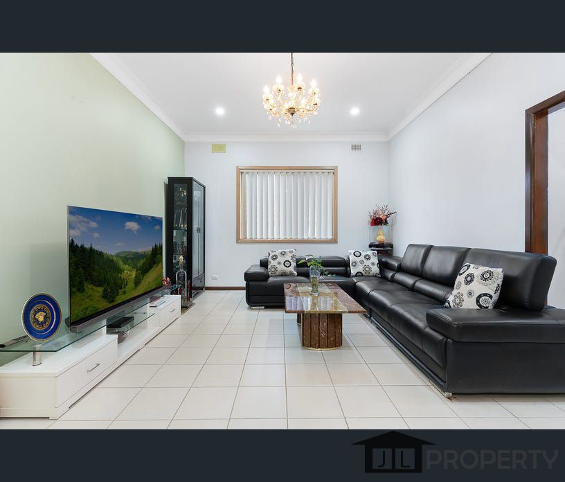 16 Oxford Avenue, Bankstown, NSW 2200