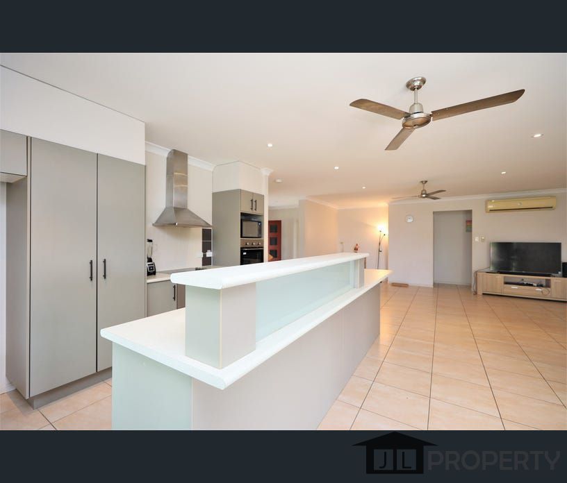 4 Turon Close, Bentley Park, Qld 4869