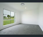 thumbnail-17-macgregor-avenue-highfields-qld-4352-8