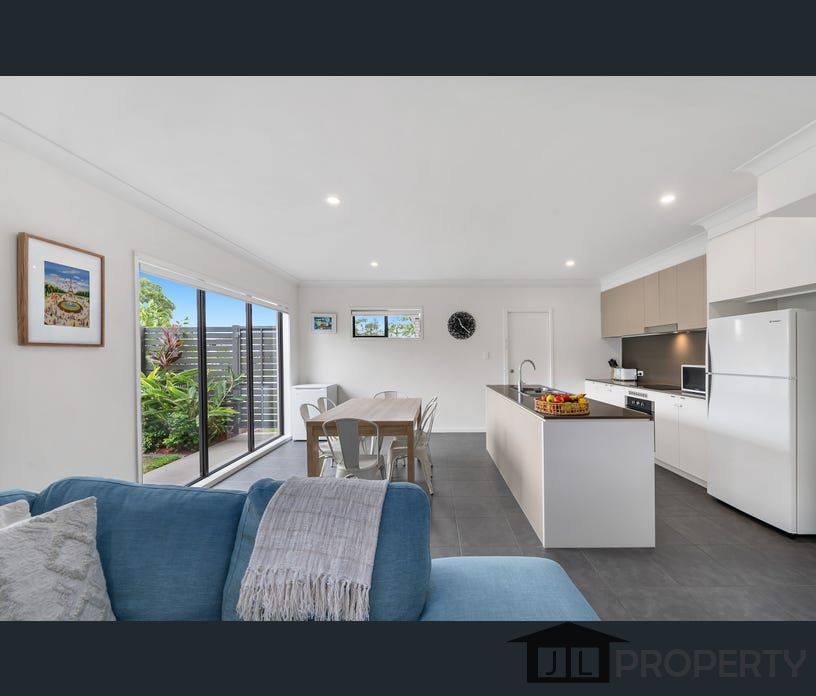 1/1 Cygnus Crescent, Coomera, Qld 4209