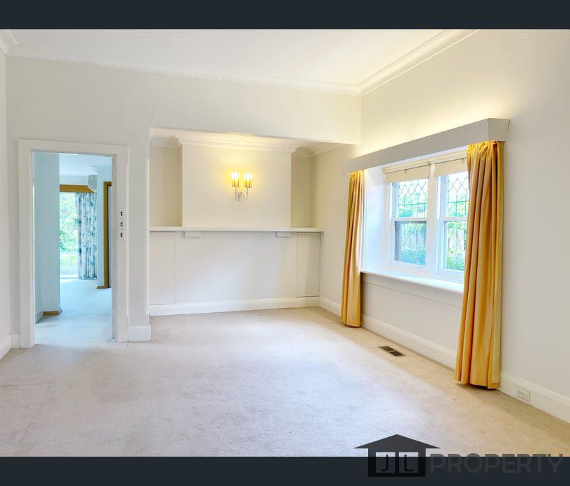 49 Dorrington Avenue, Glen Iris, Vic 3146