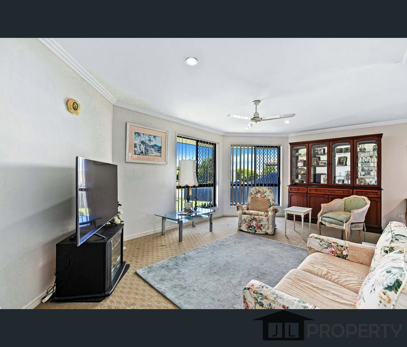 22 Lancaster Circuit, Urraween, Qld 4655