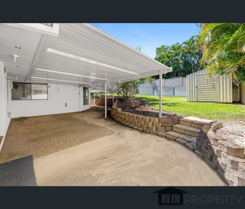 13 Zeller Crescent, Arundel, Qld 4214