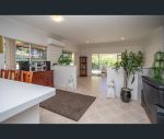 thumbnail-10-blaxland-elbow-seville-grove-wa-6112-7