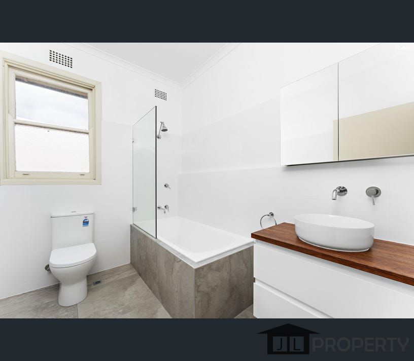 1/70 Prince Edward Drive, Dapto, NSW 2530