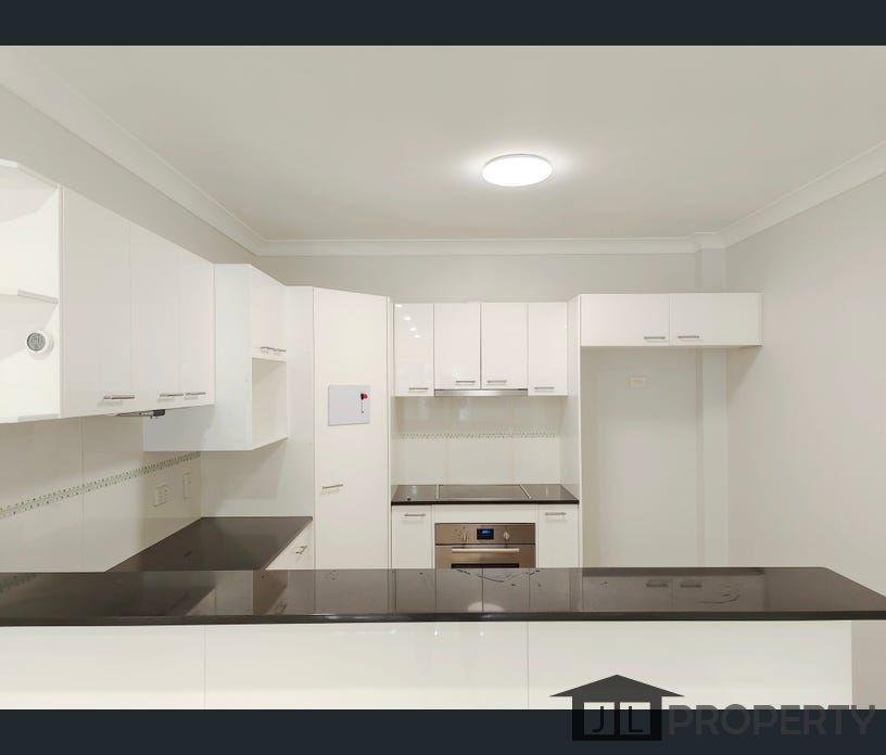 16 Sanders St, Upper Mount Gravatt, Qld 4122