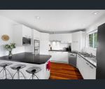 thumbnail-23-merrilyn-street-chapel-hill-qld-4069-3