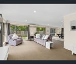 thumbnail-9-turnberry-close-oxley-qld-4075-5