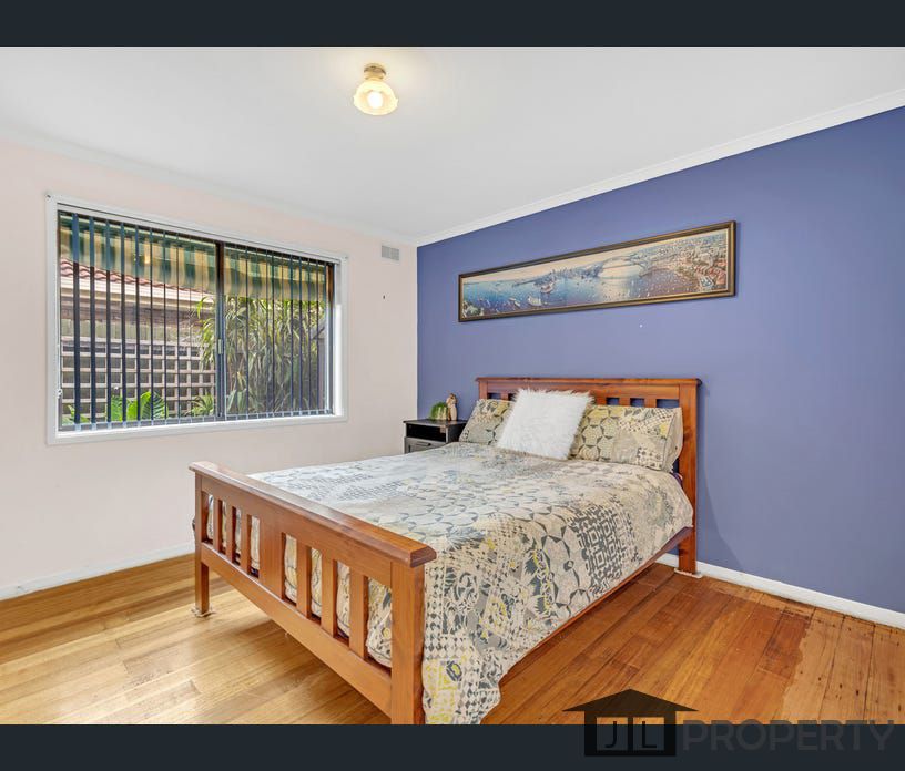 16 Beresford Crescent, Darley, Vic 3340