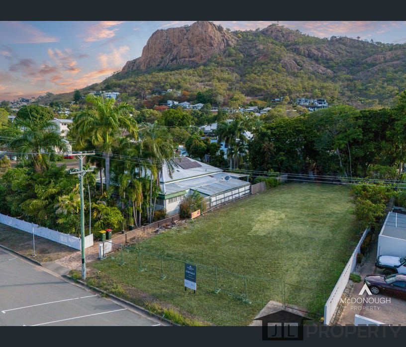 66 Paxton Street, North Ward, Qld 4810