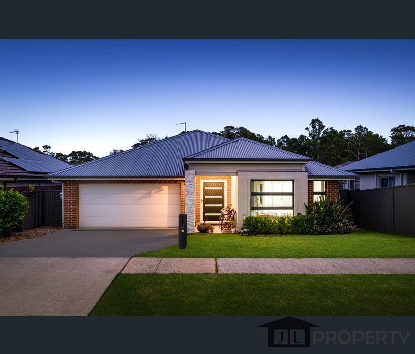 9 Garner Road, Spring Farm, NSW 2570