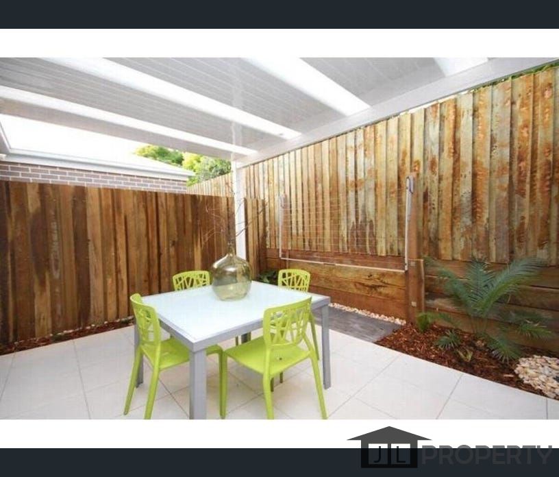 3/99 Stuart Street, North Toowoomba, Qld 4350