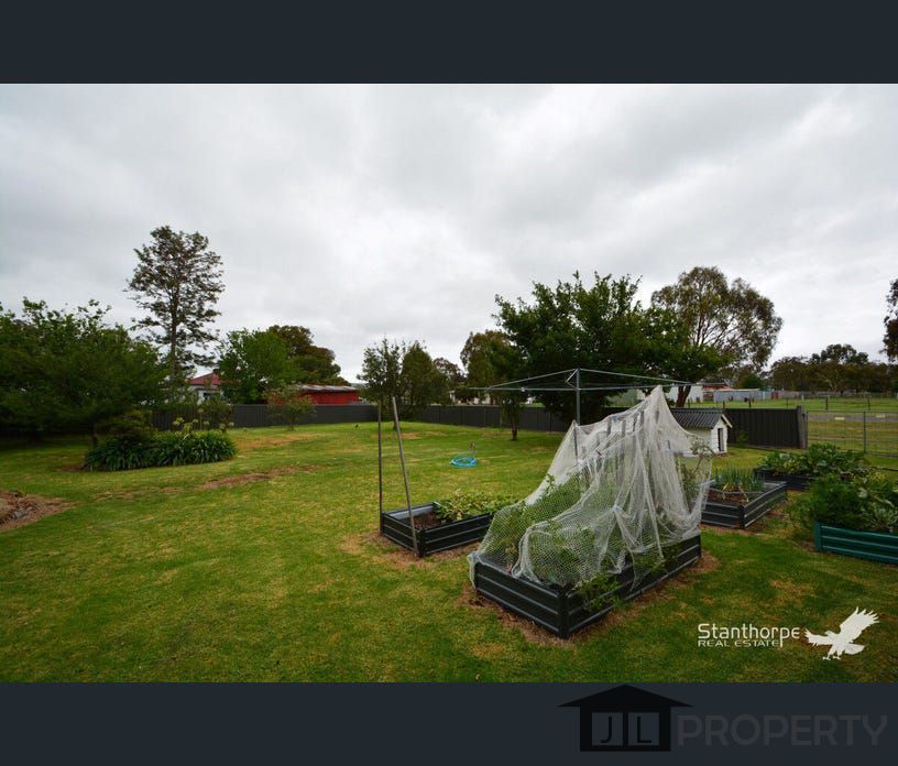 9 Gladstone Street, Jennings, NSW 4383