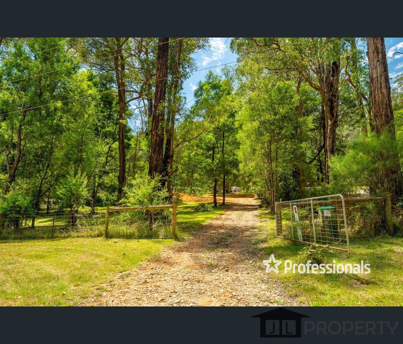 20 Fisherman Drive, Reefton, Vic 3799