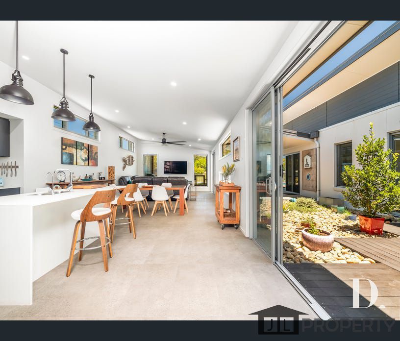 290 Heritage Drive, Moonee Beach, NSW 2450