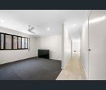 thumbnail-22-aspect-st-pimpama-qld-4209-5