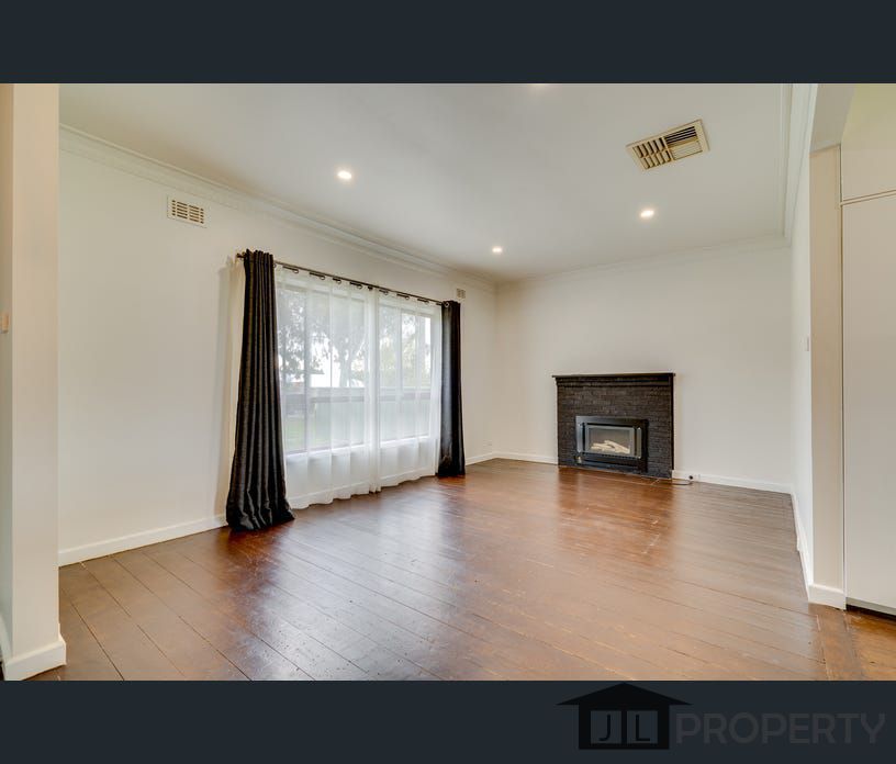 20 Koomba Street, White Hills, Vic 3550