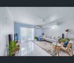 thumbnail-unit-25-11-island-drive-cannonvale-qld-4802-4