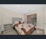 thumbnail-10-overbank-street-roxburgh-park-vic-3064-13