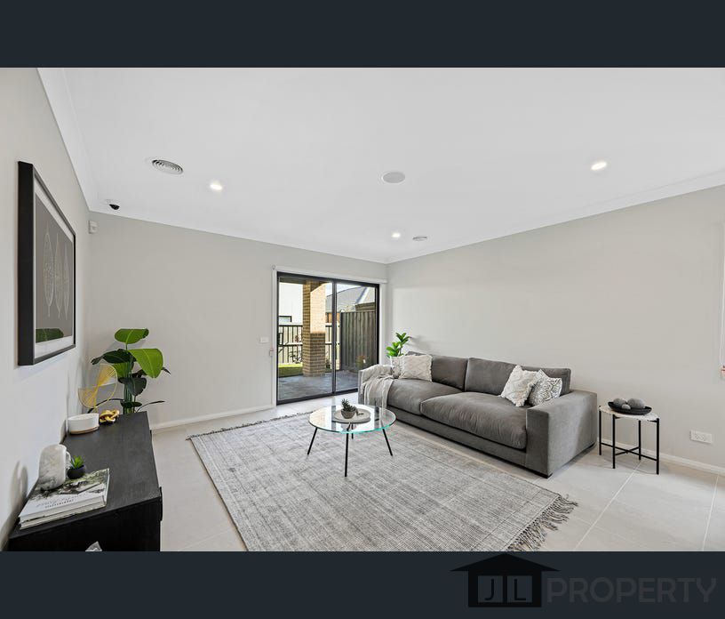 Lot 324 Damiana Ave, Clyde North, Vic 3978