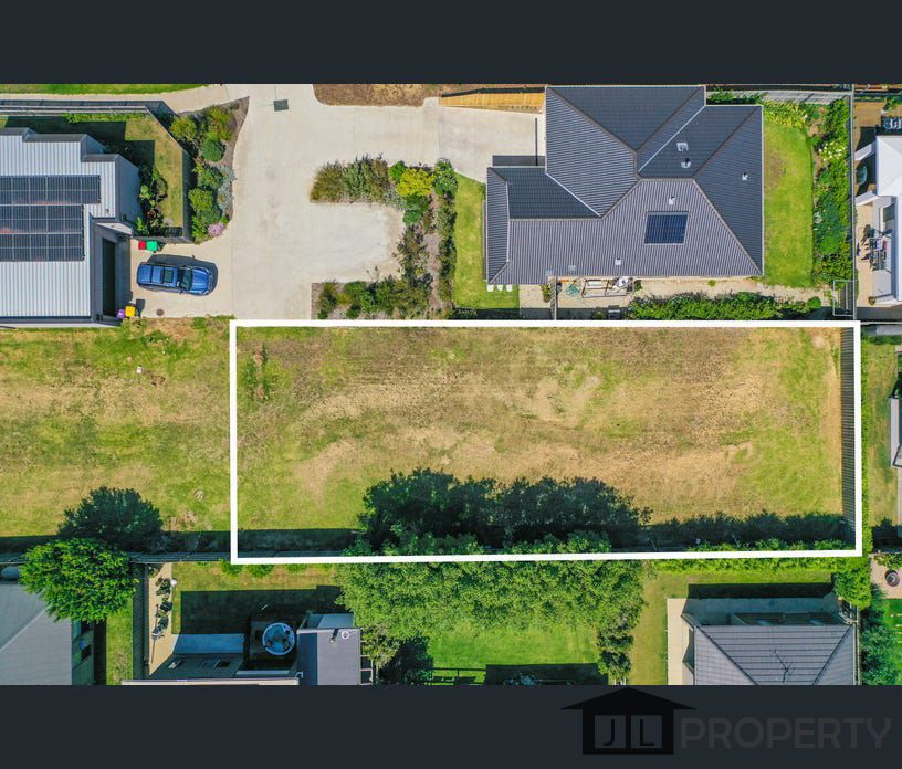 18 Cranberry Way, Torquay, Vic 3228