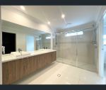 thumbnail-6-moss-street-helensvale-qld-4212-6