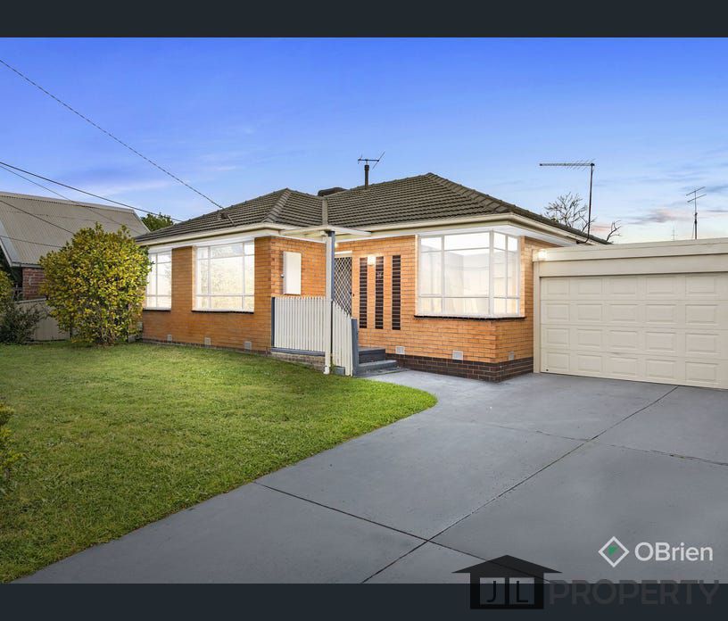 76 Helen Road, Ferntree Gully, Vic 3156