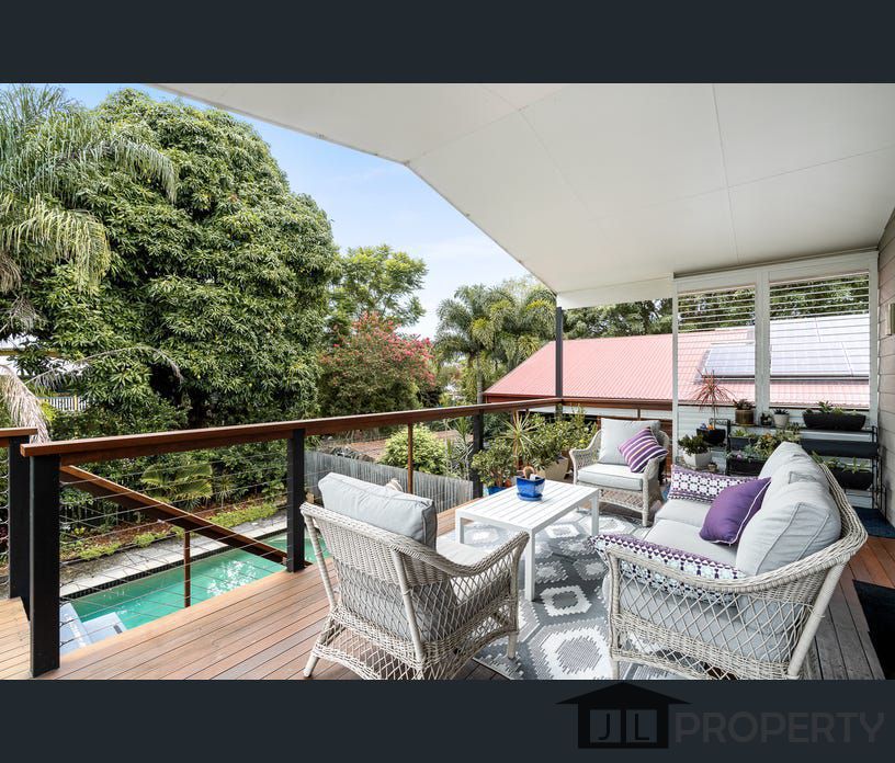 14 Bamford Street, Sandgate, Qld 4017