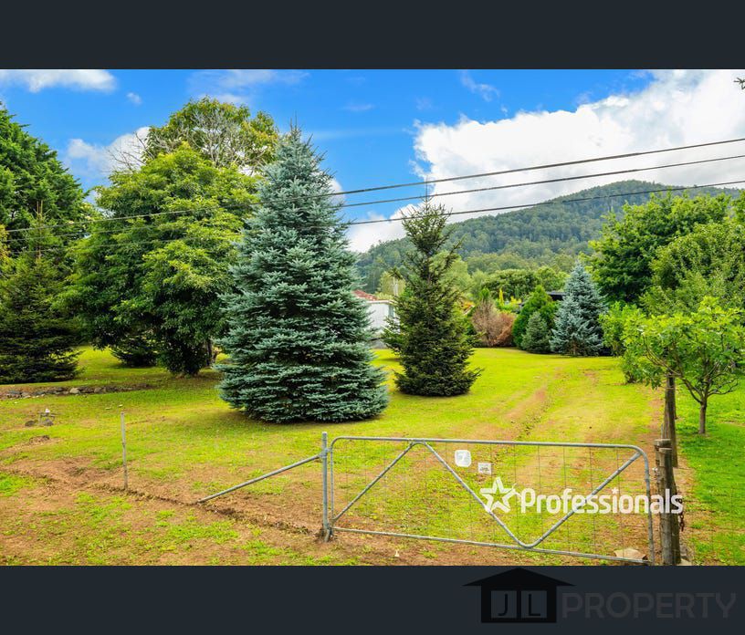 7 Hill Road, Warburton, Vic 3799