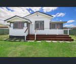 thumbnail-25-steffensen-street-svensson-heights-qld-4670-1